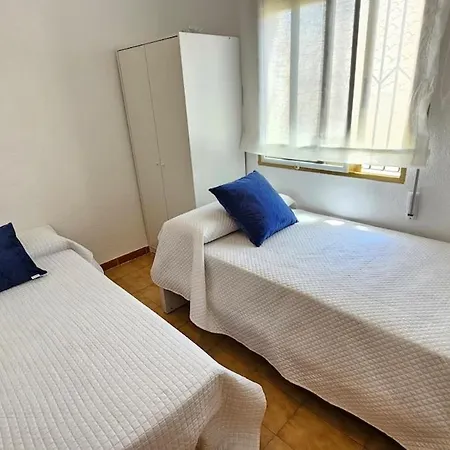 Centrico La Cova Para 8 Pax Con Plaza De Garaje Apartment *