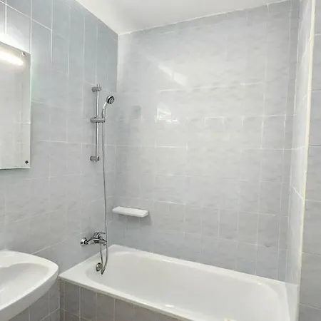 Apartment Centrico La Cova Para 8 Pax Con Plaza De Garaje Peniscola