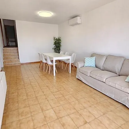 Centrico La Cova Para 8 Pax Con Plaza De Garaje Apartment *