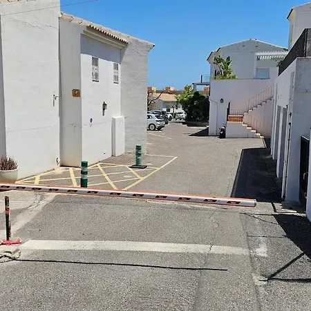 Apartment Centrico La Cova Para 8 Pax Con Plaza De Garaje